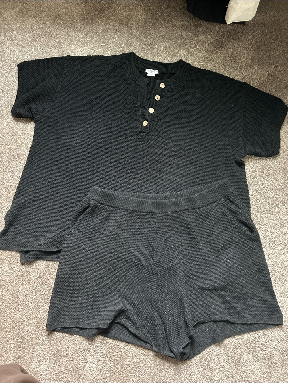 Chic Soul Black Sweater Matching